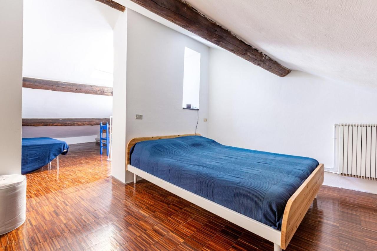 Porta Ticinese Colorful Apartment! 米兰 外观 照片